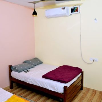 31 Dec Resort Rooms in Maredumilli